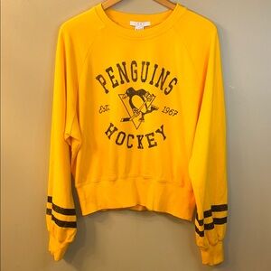 Women’s Wear By Erin Andrew’s - NHL Penguins Hockey Sweatshirt Size XL